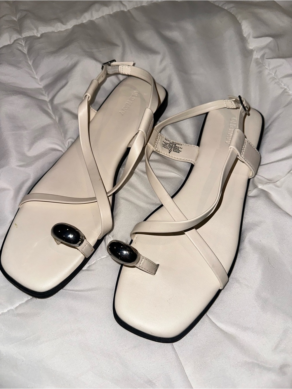 2 pairs Old Navy Cream Strappy Toe-Ring Sandals with Metallic Accent